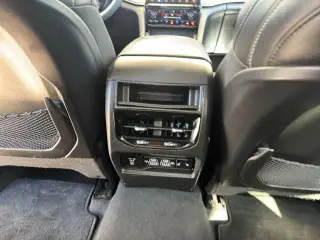 Jeep Grand Cherokee 2023 4x2 Limited 4dr SUV