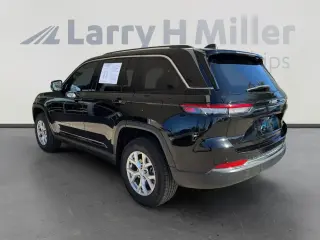 Jeep Grand Cherokee 2023 4x2 Limited 4dr SUV