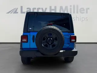 Jeep Wrangler 2026 4x4 Willys 4dr SUV
