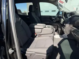 Chevrolet Silverado 1500 2024 4x2 Custom 4dr Crew Cab 5.8 ft. SB