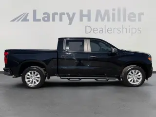 Chevrolet Silverado 1500 2024 4x2 Custom 4dr Crew Cab 5.8 ft. SB