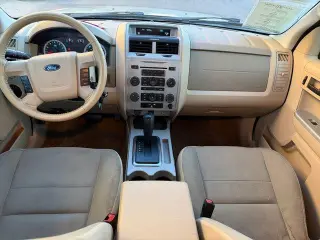 Ford Escape 2012 XLT 4dr SUV