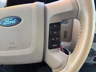 Ford Escape 2012 XLT 4dr SUV