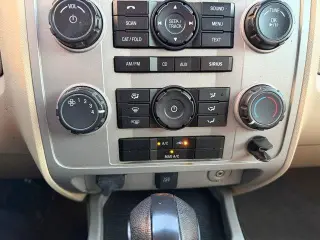 Ford Escape 2012 XLT 4dr SUV