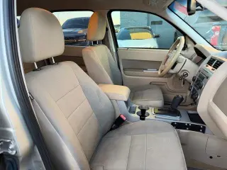Ford Escape 2012 XLT 4dr SUV