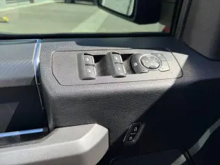 Ford F-150 2018 4x4 King Ranch 4dr SuperCrew 5.5 ft. SB