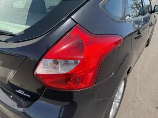 Ford Focus 2012 SE 4dr Hatchback