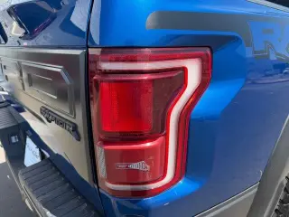 Ford F-150 2018 4x4 Raptor 4dr SuperCrew 5.5 ft. SB
