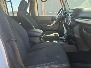 Jeep Wrangler Unlimited 2014 4x4 Rubicon 4dr SUV