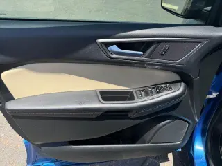 Ford Edge 2023 AWD SE 4dr Crossover