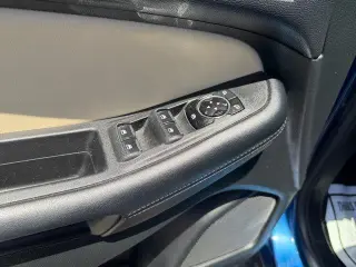 Ford Edge 2023 AWD SE 4dr Crossover
