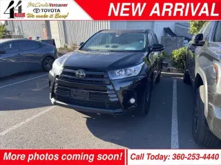 Toyota Highlander 2017 AWD SE 4dr SUV