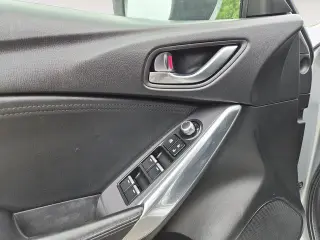 Mazda Mazda6 2017 Touring 4dr Sedan 6M