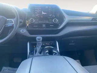 Toyota Highlander 2020 AWD LE 4dr SUV