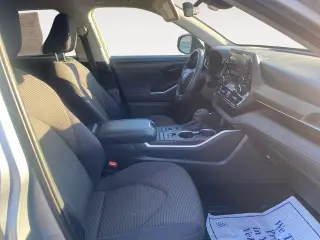 Toyota Highlander 2020 AWD LE 4dr SUV