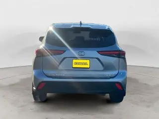Toyota Highlander 2020 AWD LE 4dr SUV