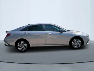 Hyundai ELANTRA 2025 SEL Sport 4dr Sedan