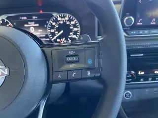 Nissan Rogue 2022 AWD SV 4dr Crossover