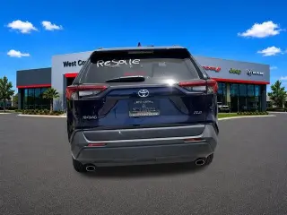 Toyota RAV4 2024 XLE 4dr SUV