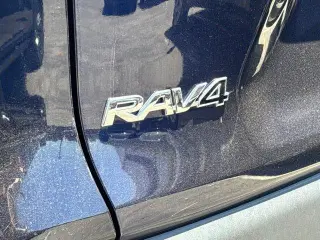 Toyota RAV4 2024 XLE 4dr SUV