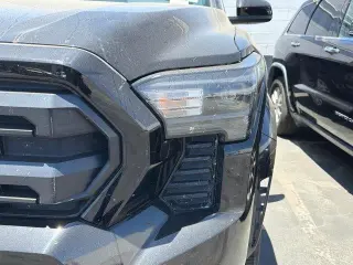 Toyota Tacoma 2024 4x2 SR5 4dr Double Cab 5.0 ft SB