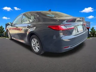 Toyota Camry 2025 SE 4dr Sedan