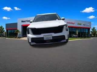 Kia Sorento 2024 S 4dr SUV