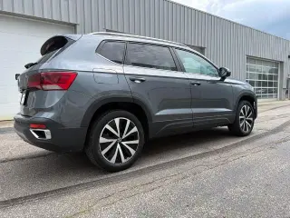 Volkswagen Taos 2024 SE 4dr SUV
