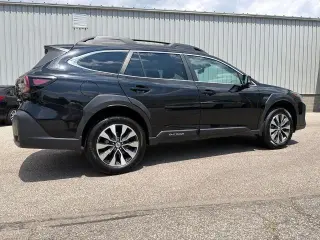 Subaru Outback 2023 AWD Limited 4dr Crossover