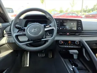 Hyundai ELANTRA 2025 SEL Sport 4dr Sedan
