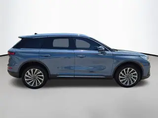 Lincoln Corsair 2023 Reserve 4dr SUV