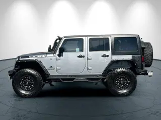 Jeep Wrangler Unlimited 2013 4x4 Rubicon 10th Anniversary 4dr SUV