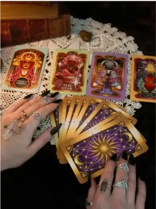 DOÑA LUPE Vidente Tarotista