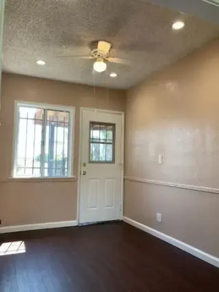 COMPTON APARTAMENTO-  2 RECS.