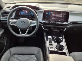 Volkswagen Atlas Cross Sport 2025 SE 4dr SUV w/Technology