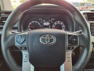 Toyota 4Runner 2022 4x4 SR5 Premium 4dr SUV