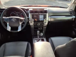 Toyota 4Runner 2022 4x4 SR5 Premium 4dr SUV