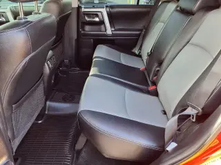 Toyota 4Runner 2022 4x4 SR5 Premium 4dr SUV