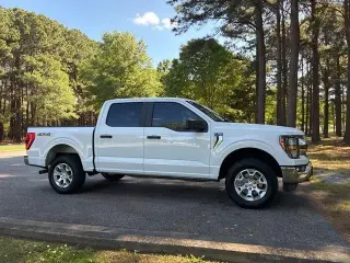 Ford F-150 2023 4x4 Platinum 4dr SuperCrew 5.5 ft. SB