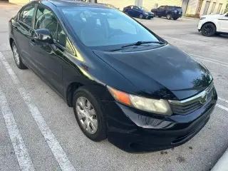 Honda Civic 2012 LX 4dr Sedan 5A
