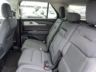 Ford Explorer 2025 AWD Active 4dr SUV