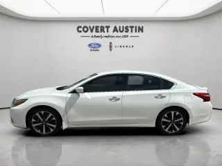 Nissan Altima 2016 2.5 SR 4dr Sedan