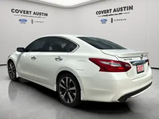 Nissan Altima 2016 2.5 SR 4dr Sedan