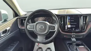 Volvo XC60 2021 AWD T5 Momentum 4dr SUV