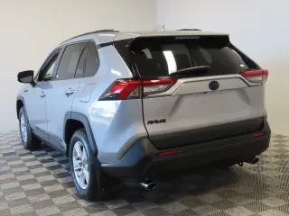 Toyota RAV4 Hybrid 2019 AWD XLE 4dr SUV