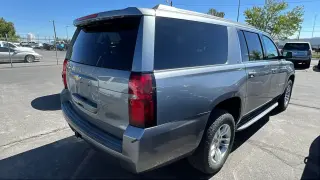 Chevrolet Suburban 2019 4x4 LT 4dr SUV