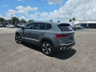 Volkswagen Taos 2024 AWD SE 4Motion 4dr SUV