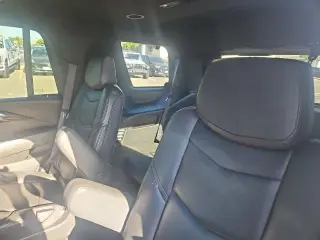 Cadillac Escalade 2018 4x4 Platinum 4dr SUV