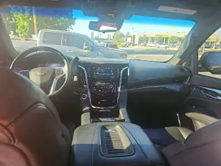 Cadillac Escalade 2018 4x4 Platinum 4dr SUV