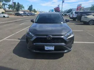 Toyota RAV4 2022 AWD LE 4dr SUV